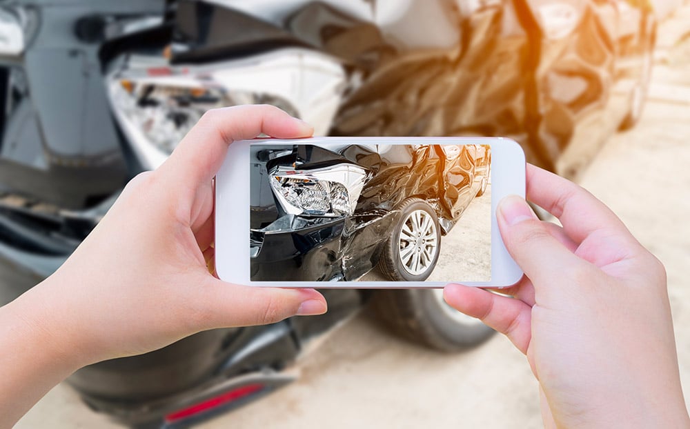 take photos of car accients take photos of car accients